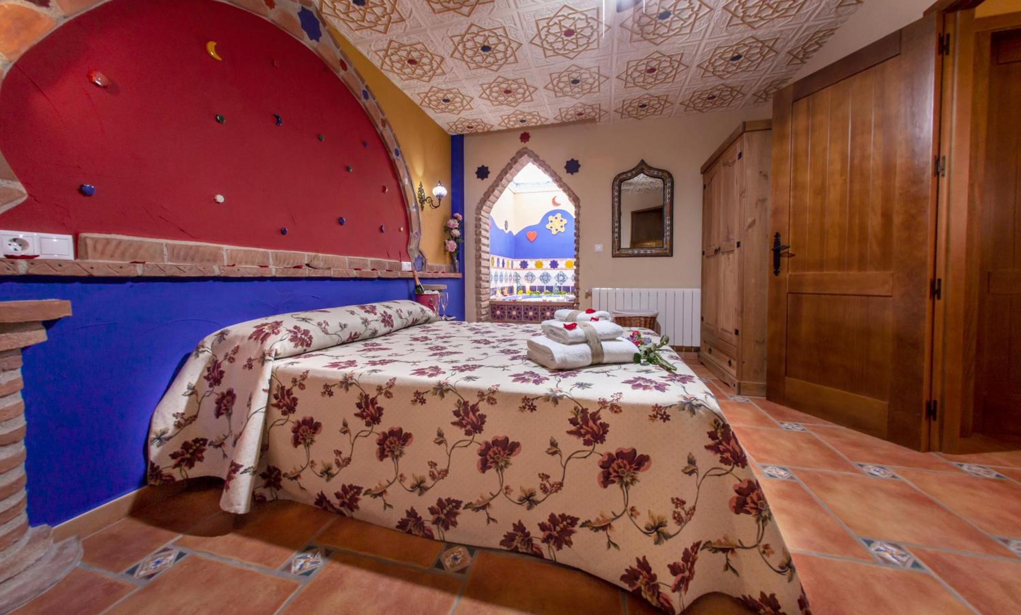 Apartamentos La Granja Hinojares Eksteriør bilde